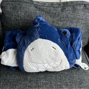 NWT Member's Mark Faux Fur Kids Sleeping Bag- Shark